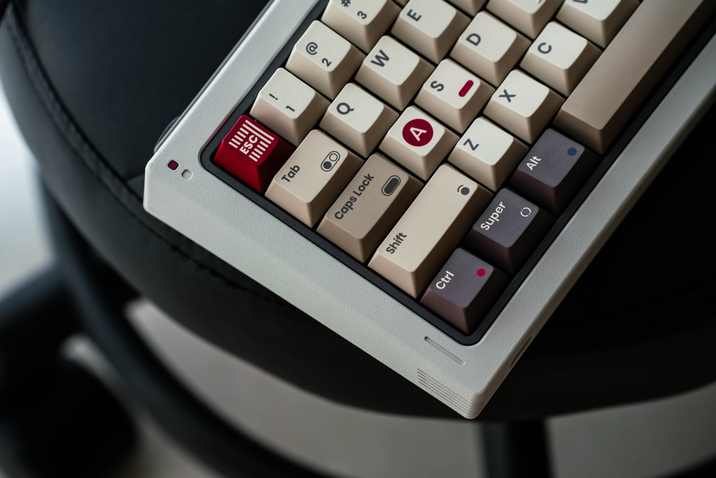 GB65 Keyboard by 80Retros X Click Inc - Pre-built Kit