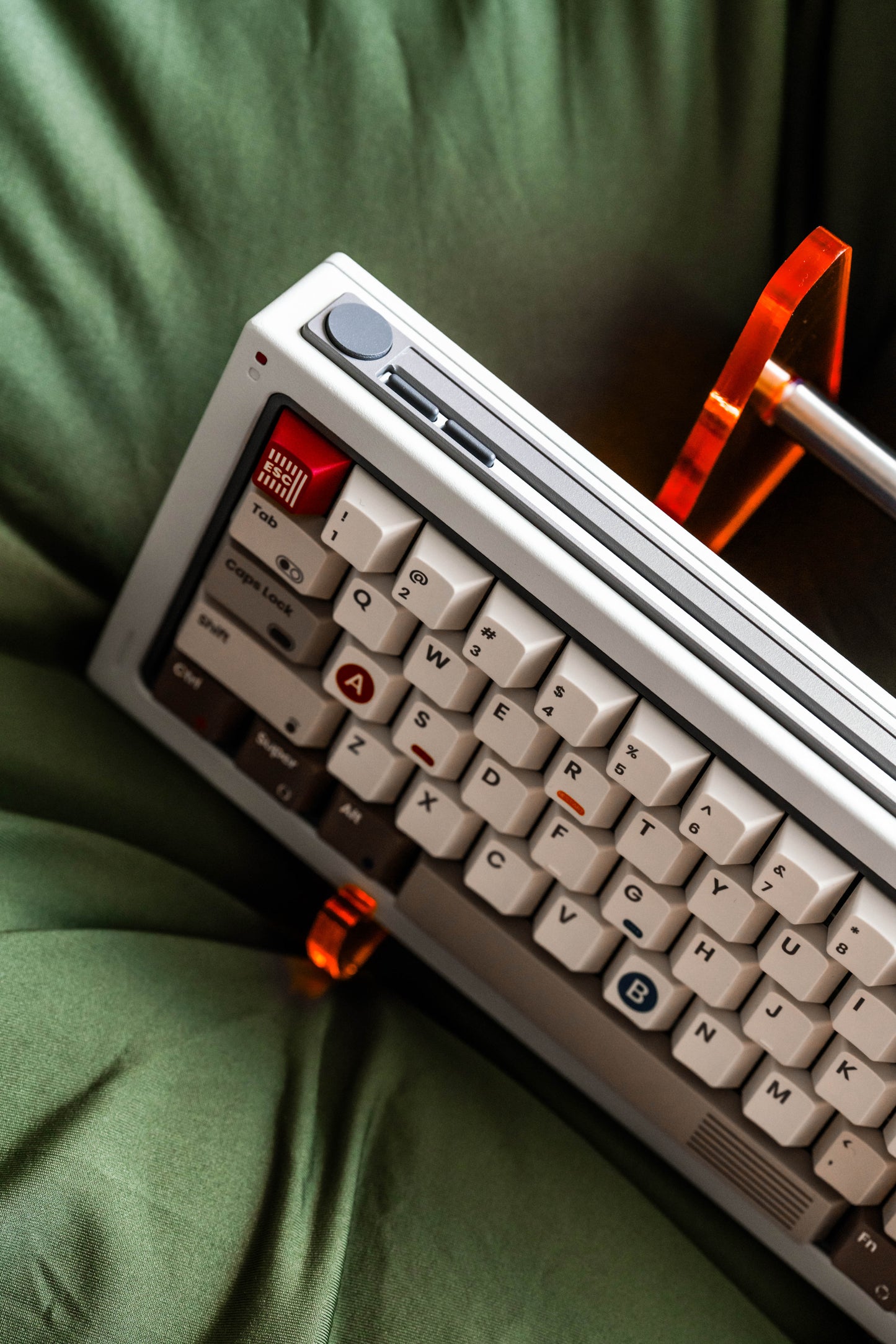 GB65 Keyboard by 80Retros X Click Inc - Pre-built Kit