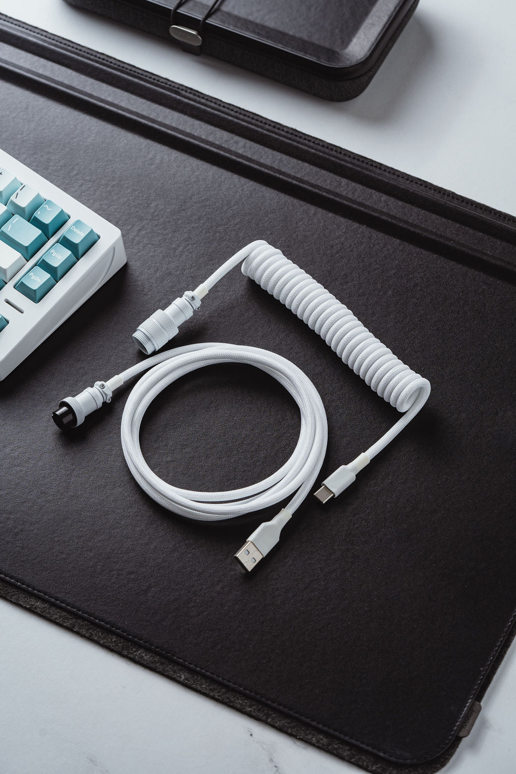 Cable Labs Artisanal Aviator Cable – Polar White