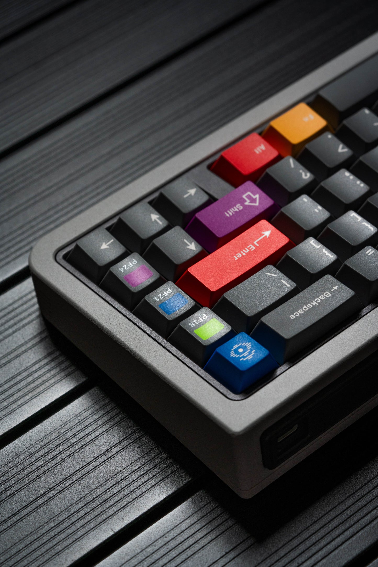 GB65 Keyboard by 80Retros X Click Inc - Pre-built Kit