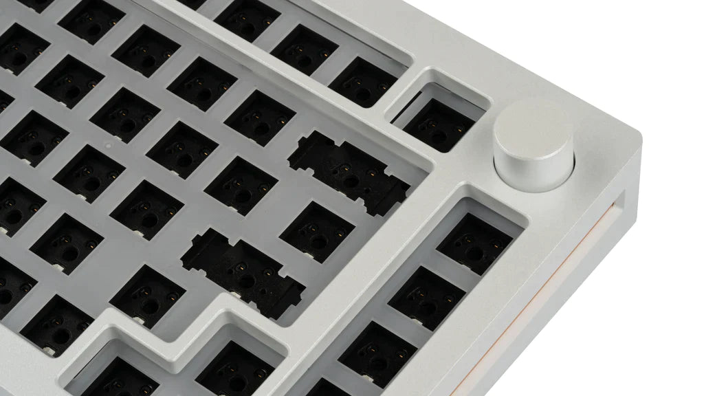 Monsgeek M1W - Barebones Keyboard Kit