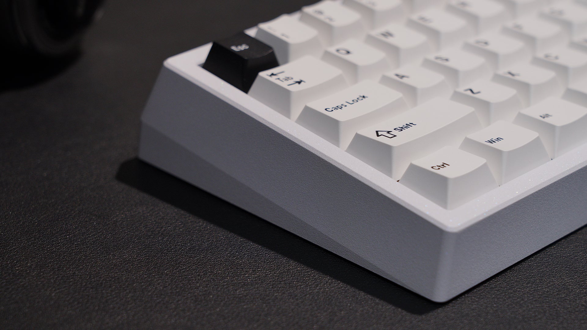 Pre-Order] Meletrix Zoom65 V2 EE - Barebones Keyboard Kit - White [Se