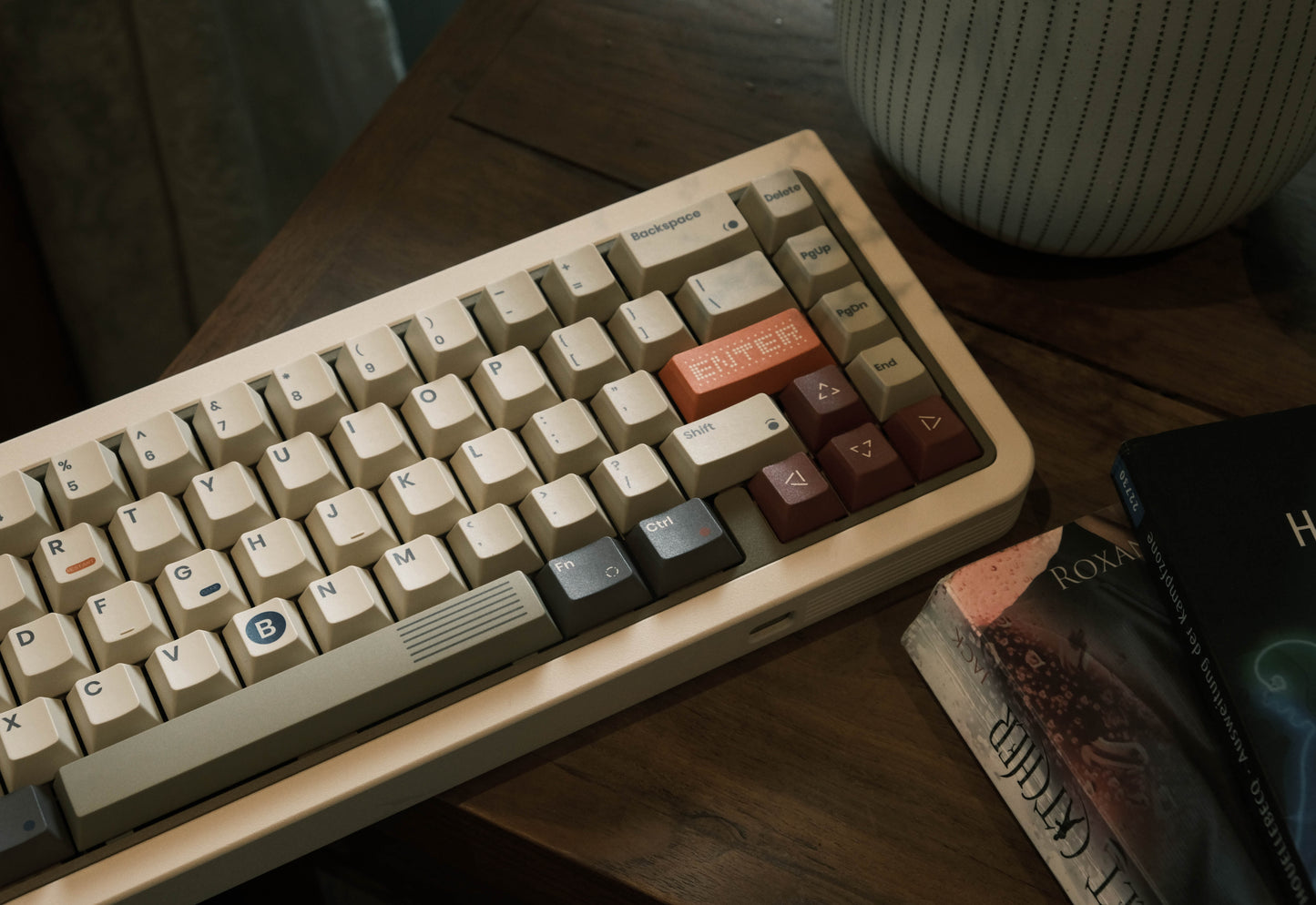 [Pre-Order] GB65 by 80Retros X Click Inc - Pre-built Keyboard Kit