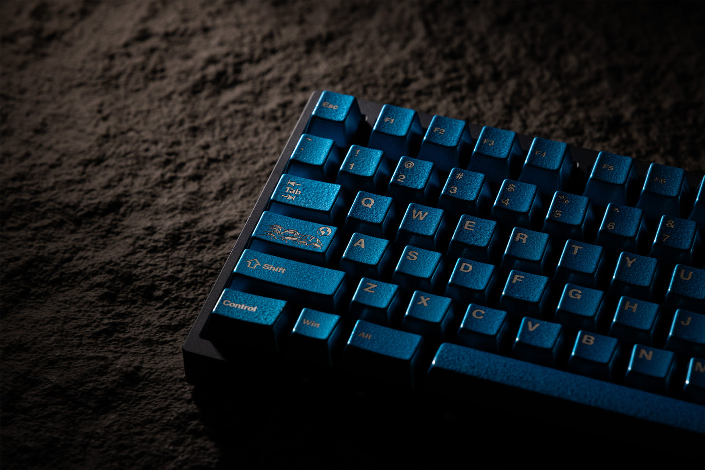 [Group-Buy] Awekeys Metal Keycap Set - Moon Landing