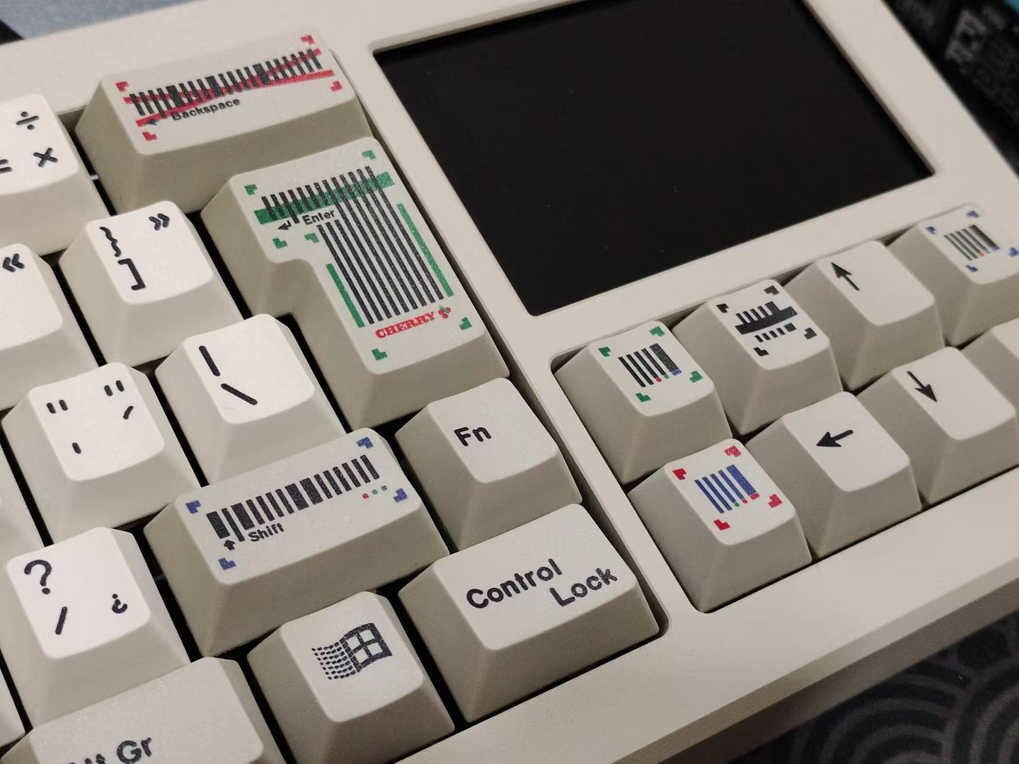[Group-Buy] S65 V2 Barebones Keyboard Kit