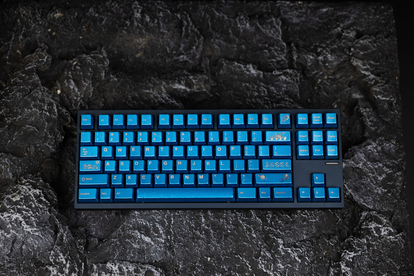 [Group-Buy] Awekeys Metal Keycap Set - Moon Landing