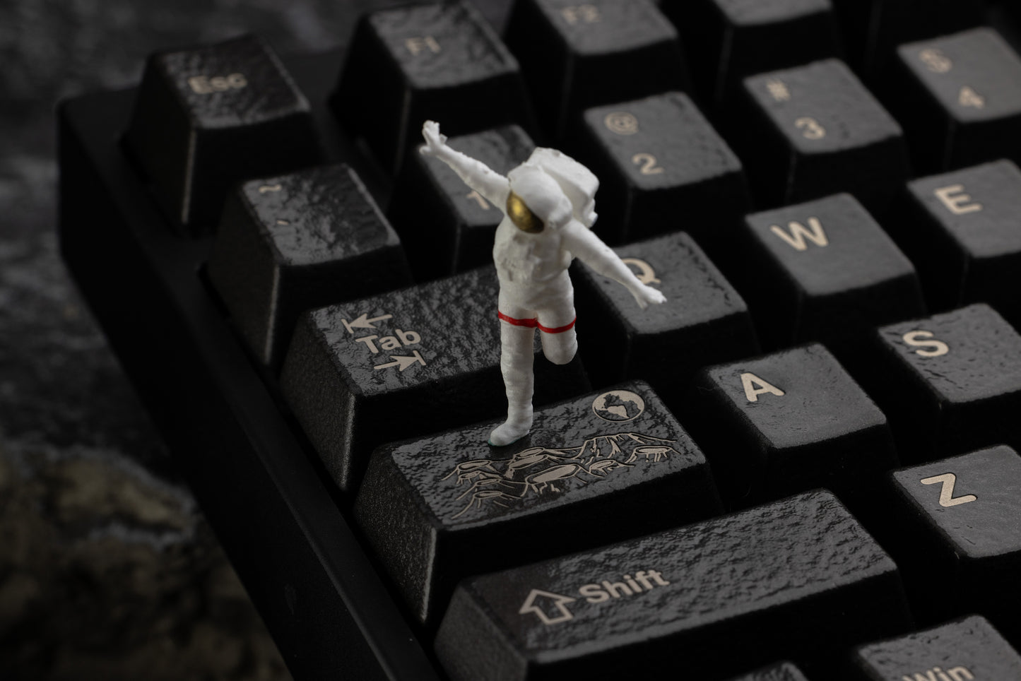 [Group-Buy] Awekeys Metal Keycap Set - Moon Landing